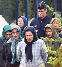 اکنون در اقدامي تندتر از آمريکا و فرانسه -که مهد حضور مجاهدين خلق به شمار مي&zwnj;رود-، يکي از شرورترين دشمنان ملت ايران از ليست گروه&zwnj;هاي تروريستي خارج مي&zwnj;شود!