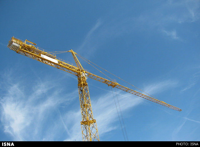 سقوط سنگ 4.5 تنی در نیاوران سقوط سنگ 4.5 تنی در نیاوران