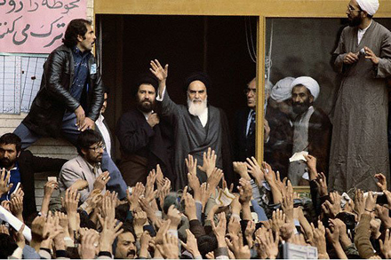 پیشنهاد بختیار برای تاسیس دولت واتیکانی در قم پیشنهاد بختیار برای تاسیس دولت واتیکانی در قم