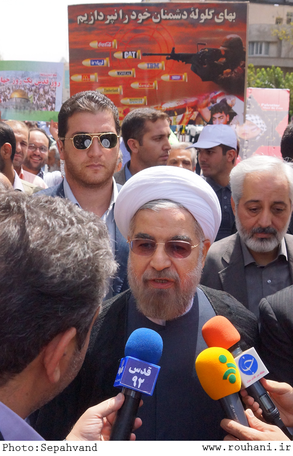 وقتی رسانه‌های داخلی تحریف می‌کنند و رسانه‌های خارجی تکذیب!