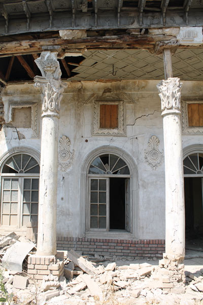 خانه تاریخی پیرنیا خانه تاریخی پیرنیا