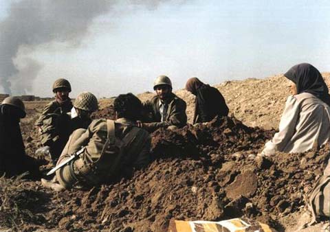 خاطراتی از بانوان رزمنده خاطراتی از بانوان رزمنده