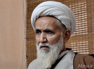 آيت الله حائری شیرازی عزادار شد آيت الله حائری شیرازی عزادار شد