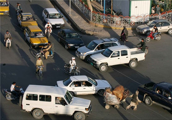 دردسرهای رانندگی در افغانستان