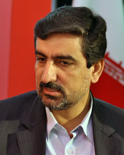 مردم و تولیدکنندهها برای بانکها کار میکنند مردم و تولیدکنندهها برای بانکها کار میکنند