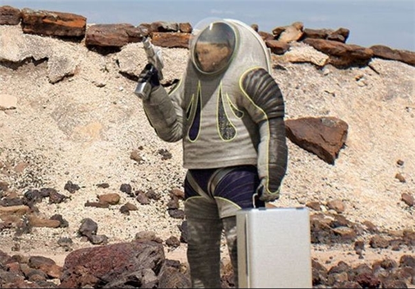 پرده‌برداری از جدید‌ترین لباس فضانوردان
