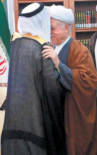 سفیر جدید عربستان مواظب باشد پیشانی کسی را نبوسد!