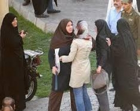 از کارسازترین تعامل اجتماعی تا  قانونی محدود به حجاب!