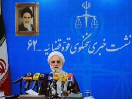 واعظی خلاف قانون عمل کرده و باید پاسخگو باشد