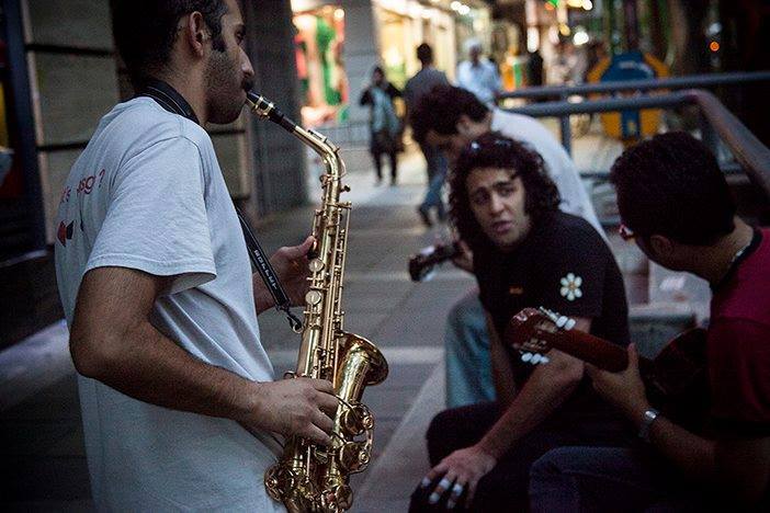 فیلم: نوازندگان خیابانی با سازهایشان تحمل خواهند شد؟