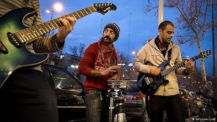 فیلم: نوازندگان خیابانی با سازهایشان تحمل خواهند شد؟