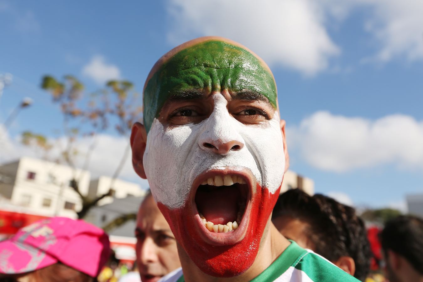 پیراهن تیم ملی به حتی زن‌های برزیلی رسید و اما نصیب ایرانی‌ها نشد
