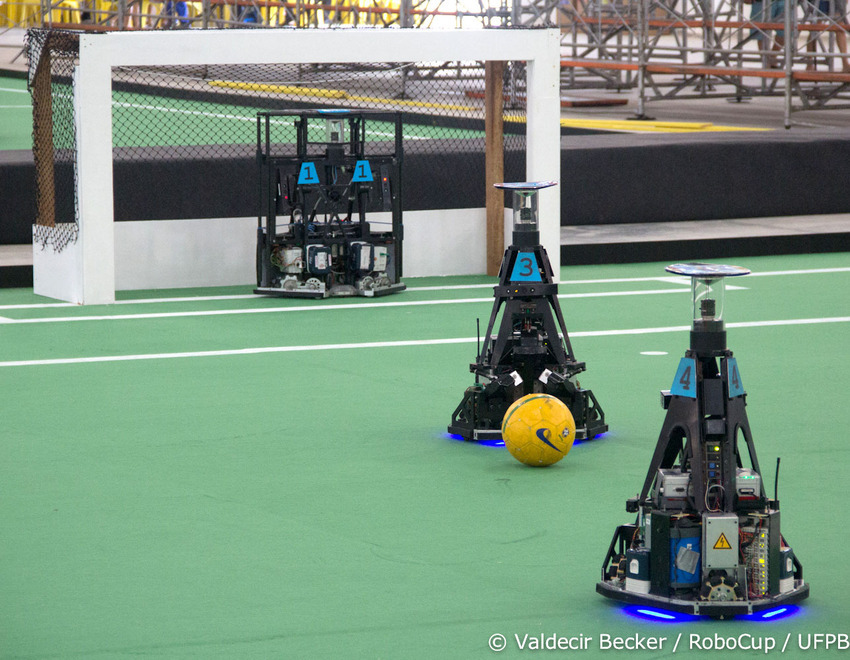 ربات‌هایی که تا 2050 قهرمان جام جهانی را شکست می‌دهند