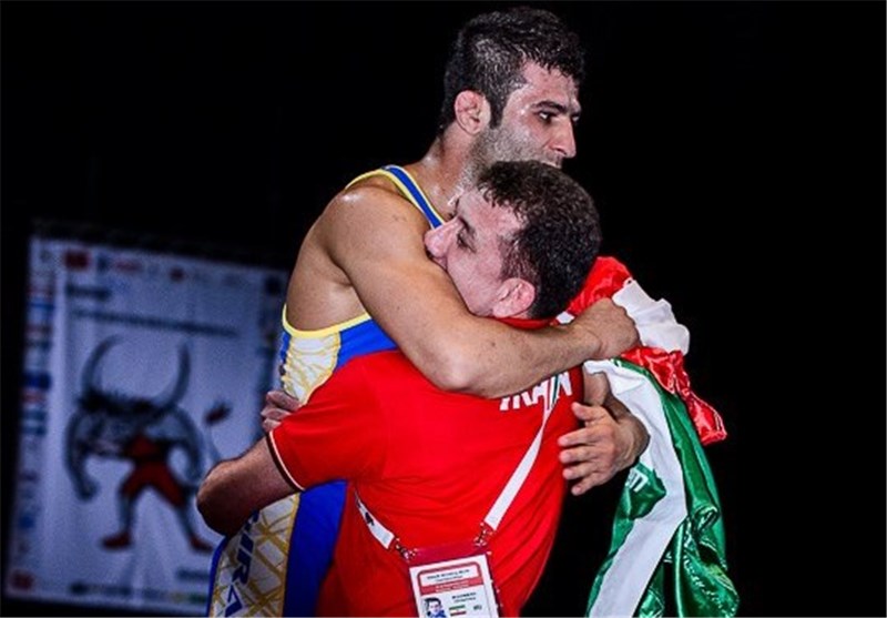 شاخ به شاخ با روس&zwnj;ها برای دفاع از عنوان قهرمانی جهان