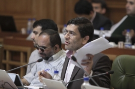 اگر شهرداری عذرخواهی کند، شورا اغماض خواهد کرد