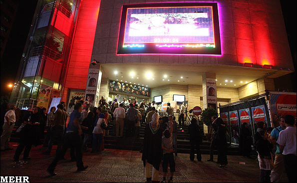 سهم شهرداری از بلیت فروشی‌ سینماها حذف می‌شود؟