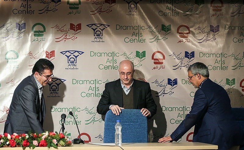 طلب بودجه 60 میلیاردی برای تئاتر ایران که سه میلیارد بودجه گرفت! طلب بودجه 60 میلیاردی برای تئاتر ایران که سه میلیارد بودجه گرفت!