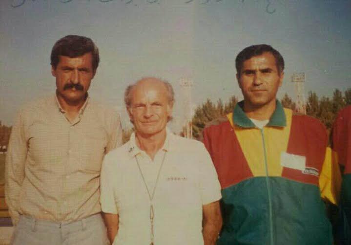 عکس قدیمی پدر علیرضا فغانی کنار مربی معروف آلمانی