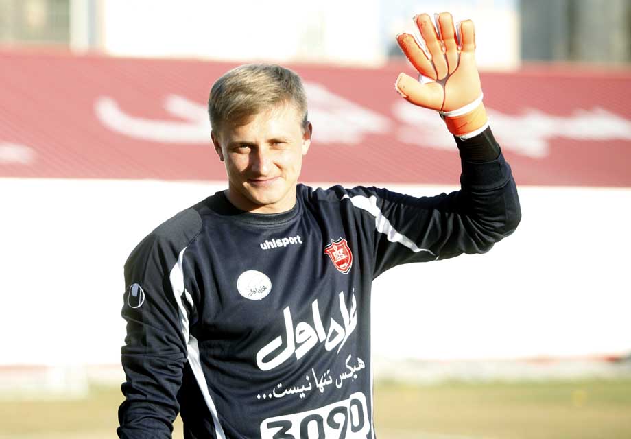 اولین تمرین گلر ازبکستانی با پرسپولیس