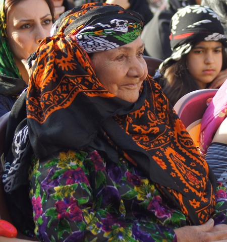 پاسداشت روسری زنان لر با جشن «گلونی»