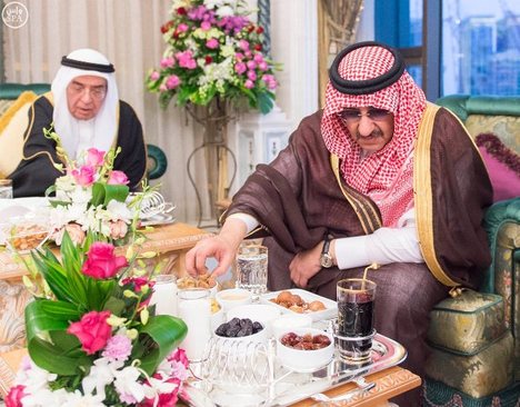 افطاری پادشاه عربستان سعودی