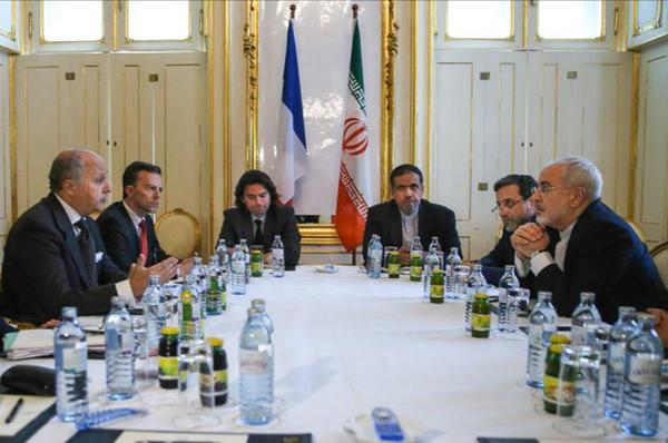 وزیر خارجه فرانسه برای توافق هسته ای با ایران سه شرط مطرح کرد
