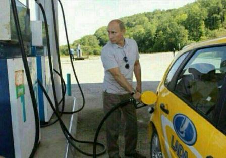 آقای رئیس جمهور در پمپ بنزین!