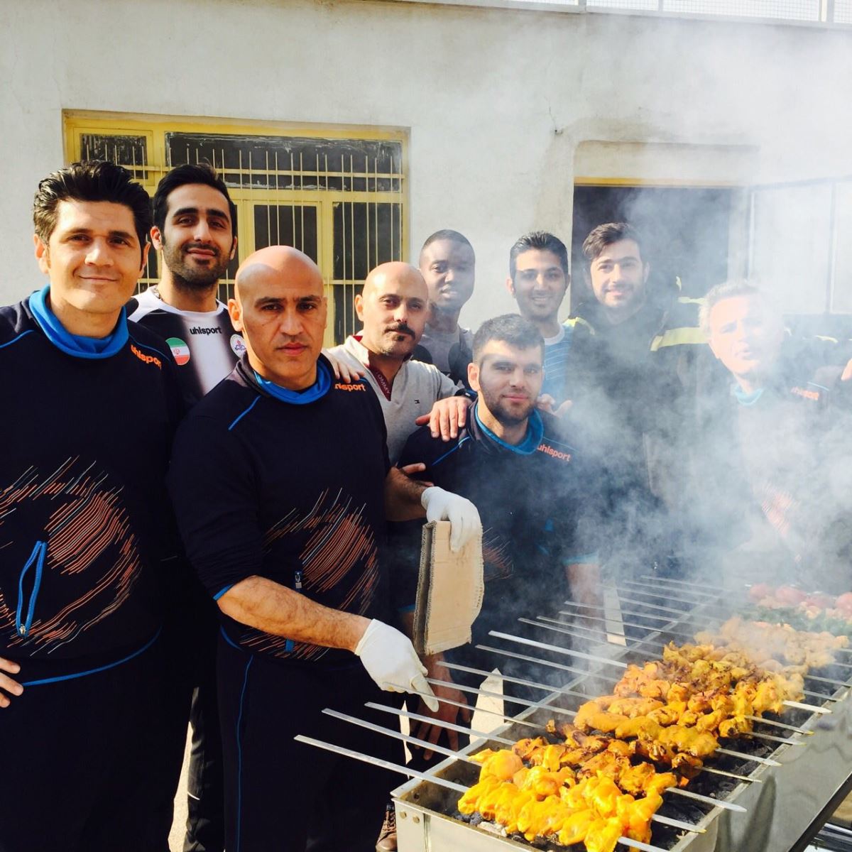 ستاره های فوتبال ایران در حال آشپزی
