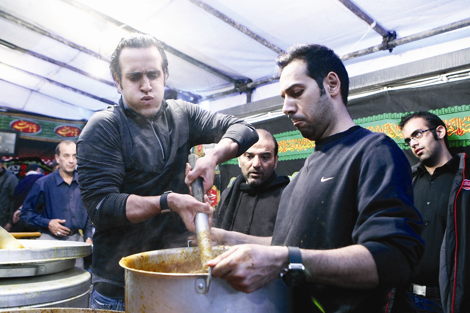 ستاره های فوتبال ایران در حال آشپزی