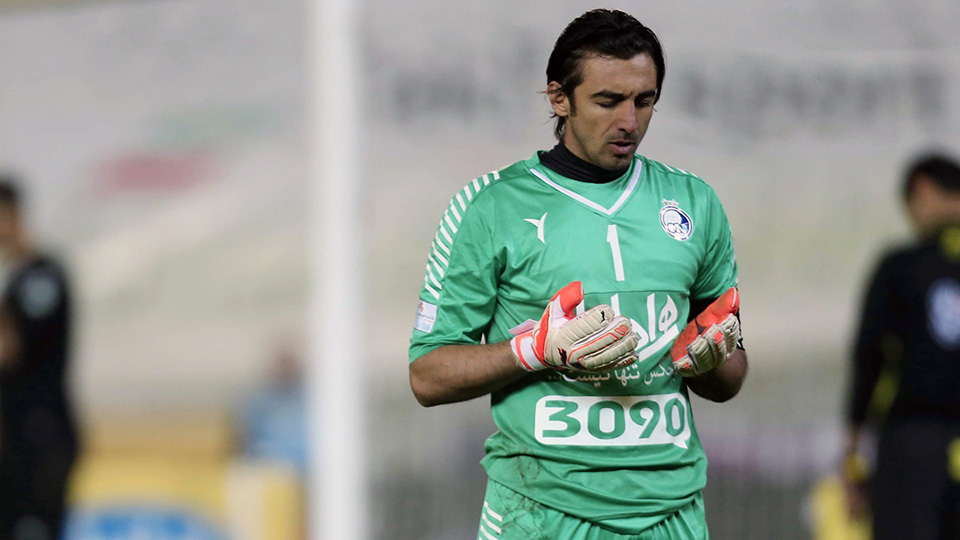 رحمتي تعهد ميدهد و در استقلال ميماند؟ رحمتي تعهد ميدهد و در استقلال ميماند؟