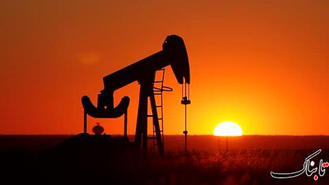 کاهش قیمت نفت در پی افزایش صادرات نفت ایران و افزایش سکوهای حفاری در آمریکا