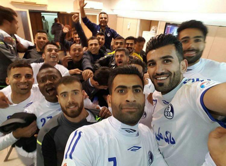 سلفی خوزستانی‌ها بعد از پیروزی در آزادی