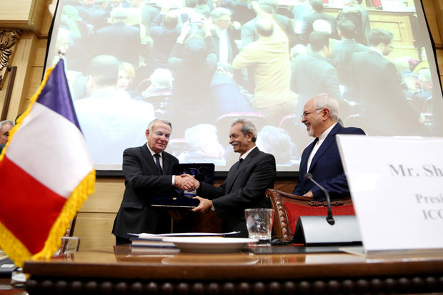 امضای ۵ سند همکاری مشترک بین ایران و فرانسه
