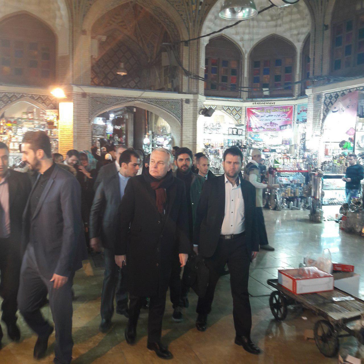 گشت و گذار وزیرخارجه فرانسه در بازار تهران