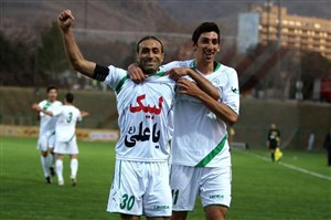 تقدیر باشگاه ذوب آهن از مهدی رجب زاده تقدیر باشگاه ذوب آهن از مهدی رجب زاده