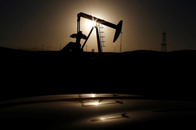 کاهش یک درصدی قیمت نفت با افزایش موجودی ذخایر نفت خام ایالات متحده
