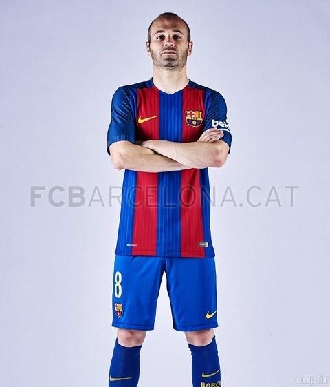 رونمایی از پیراهن جدید بارسلونا
