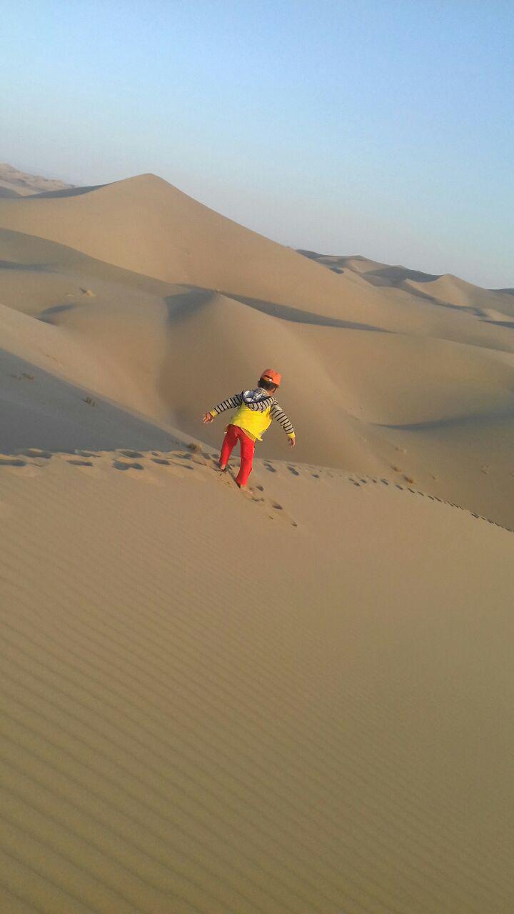 حاشیه تالاب گاوخونی,روستای دستجرد جرقویه حاشیه تالاب گاوخونی,روستای دستجرد جرقویه