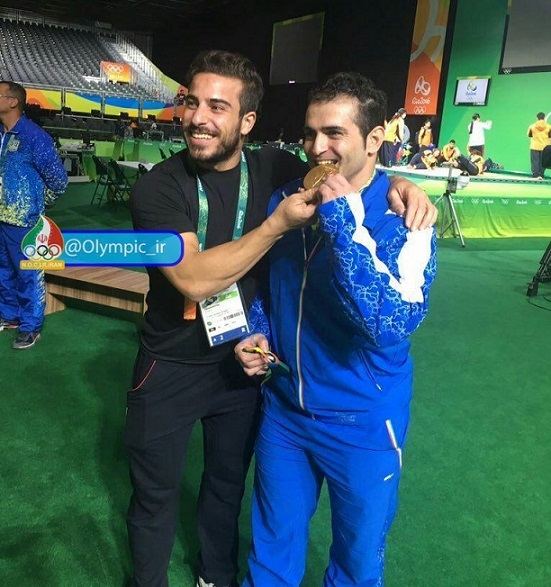 تماس محسن رضایی با قهرمانان طلایی المپیک و تقدیر از حماسه‌آفرینی‌شان