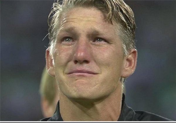 اشک های ستاره آلمان بعد از خداحافظیی از فوتبال ملی