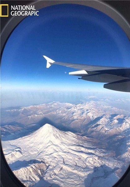 قله دماوند از نمای بالا