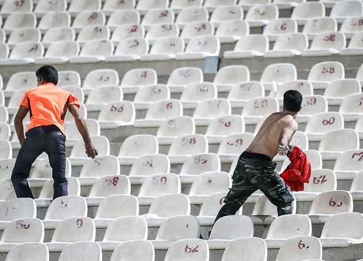 چکار کنیم که وقایع خونین استقلال و پرسپولیس در استادیوم های اهواز تکرار نشود؟