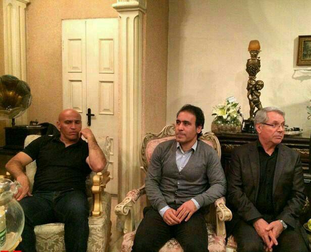 حضور مهدوی کیا در منزل پورحیدری حضور مهدوی کیا در منزل پورحیدری