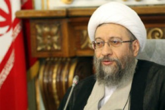 برخی از یک سو خواهان برخورد با مطبوعات هستند و از سوی دیگر ندای آزادی مطبوعات سر می دهند