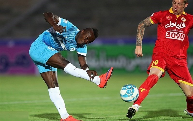 توافق 450هزاردلاری منشا با پرسپوليس توافق 450هزاردلاری منشا با پرسپوليس