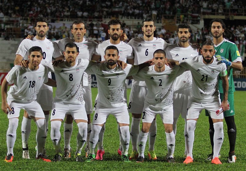 ایران بالباس سفید به مصاف قطر می‌رود