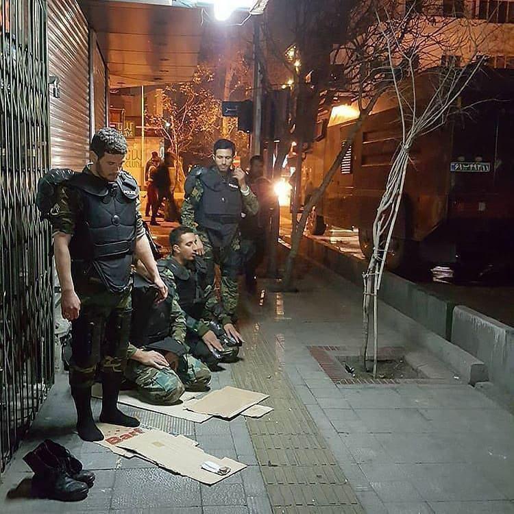تصویری متفاوت از نیروهای یگان ویژه در تهران