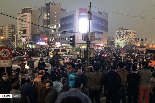 کادوی کریسمس عجیب که هرگز باز نمیشود کادوی کریسمس عجیب که هرگز باز نمیشود