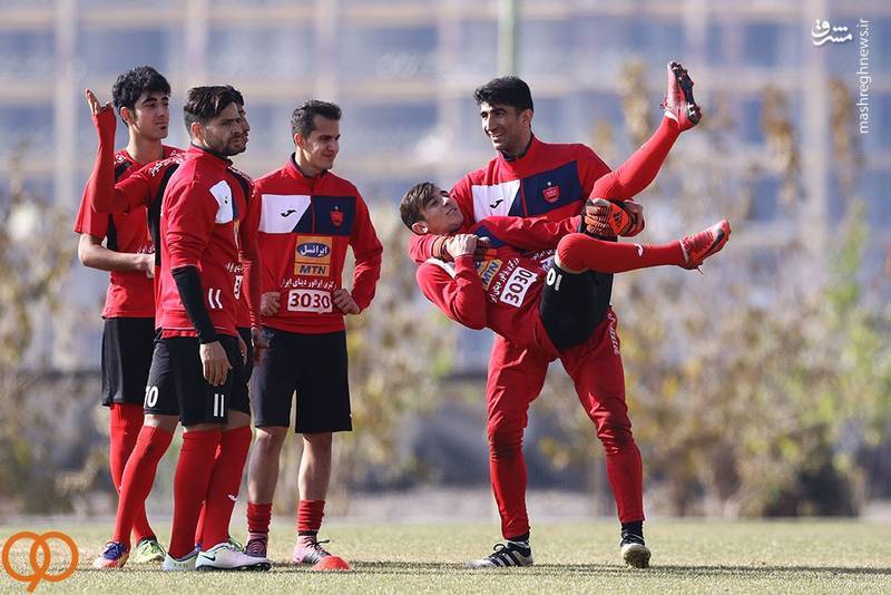 مراسم ازدواجی عجیب در فروشگاه! مراسم ازدواجی عجیب در فروشگاه!