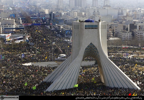 انقلاب رسما به چهل سالگی وارد شد/ آغاز راهپیمایی 22 بهمن در تهران و سراسر کشور
